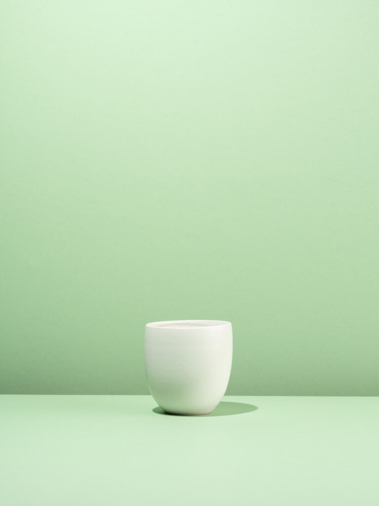 E3701